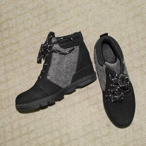 Athlefit Sz 7 Black and Grey Wedge Lift Ankle Booties EUC!